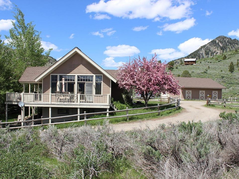 Home & Barn with Mature Trees
