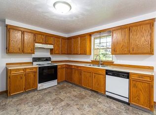 1718 Ledgewood Blvd NE, Massillon, OH 44646