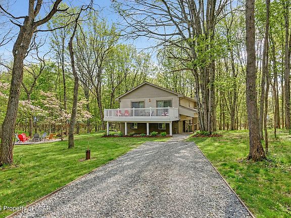 3rd image of 124 Fern Ridge Rd