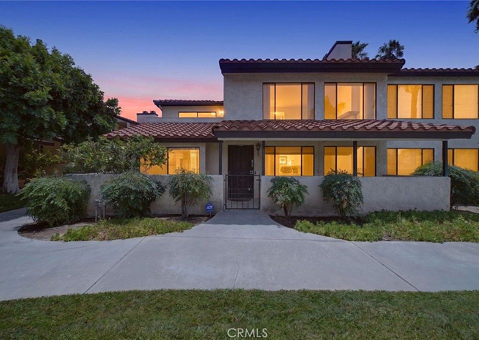 1st image of 25644 Sharp Dr APT A