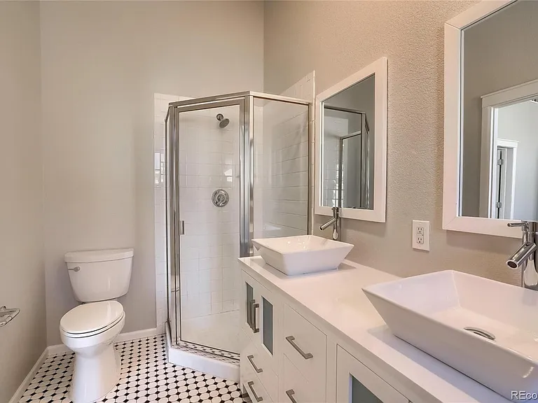 4527 W 37th Ave #7 — Photo 14