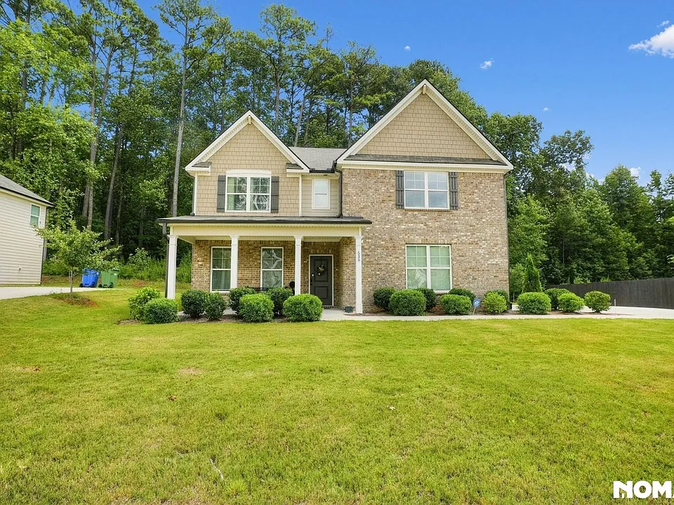 538 Hancock Dr SE