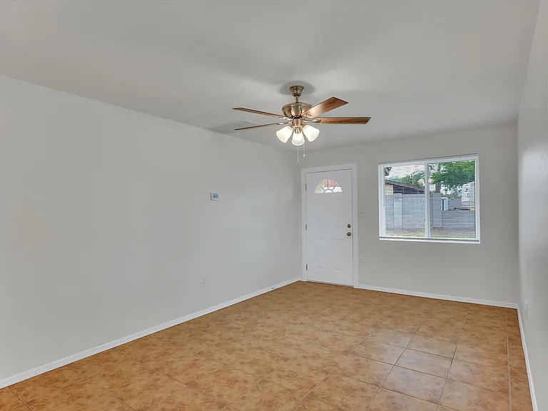 6836 N 15th St #1 — Photo 15