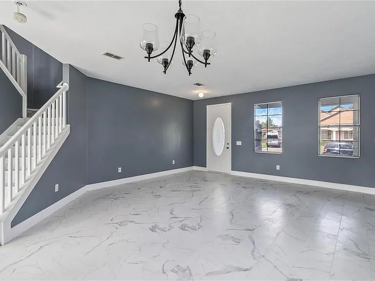 545 First Cape Coral Dr — Photo 2