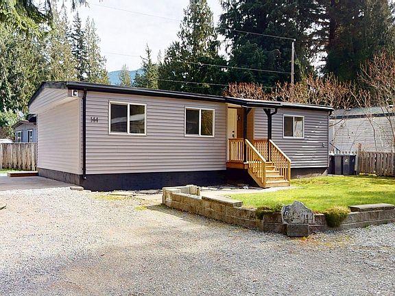 2nd image of 1830 Mamquam Rd #144