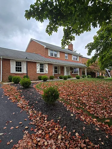 705 Ashford Rd Photo 1