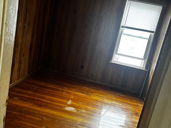 4th image of 1223 Logee St #1