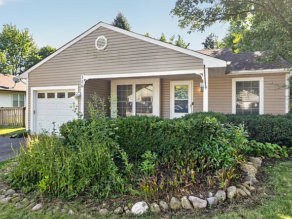 2nd image of 326 Danbury Dr