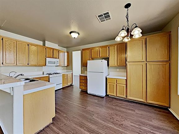 5th image of 7829 Blue Eagle Way