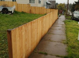 182 NW 3rd St, Willamina, OR 97396