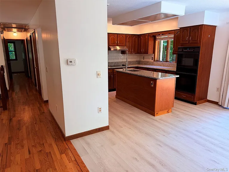 126 Carter Rd — Photo 8