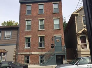 16 E Parmenter St #1, Newburgh, NY