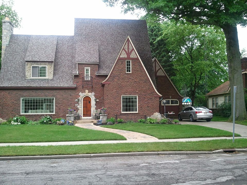 1st image of 926 E Fork Dr