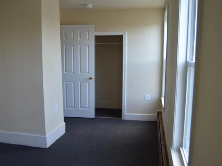 2 S Brook St #2 — Photo 5