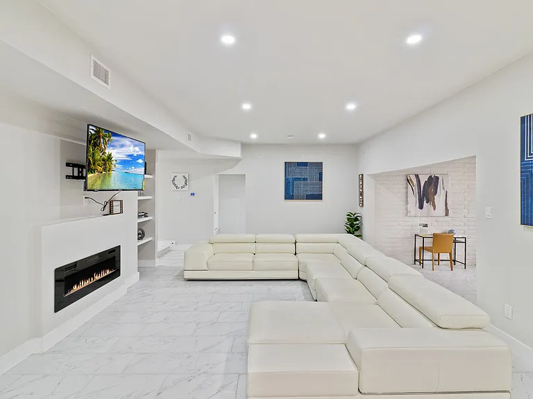 2831 Whisper View St — Photo 15