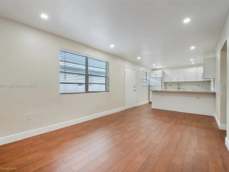 5100 W Flagler St #302 — Photo 10