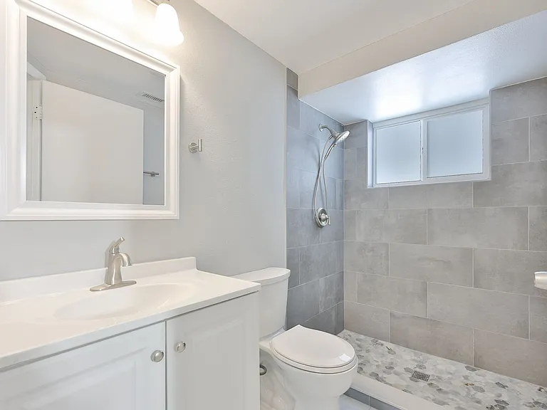5637 Golden Nugget Dr — Photo 16