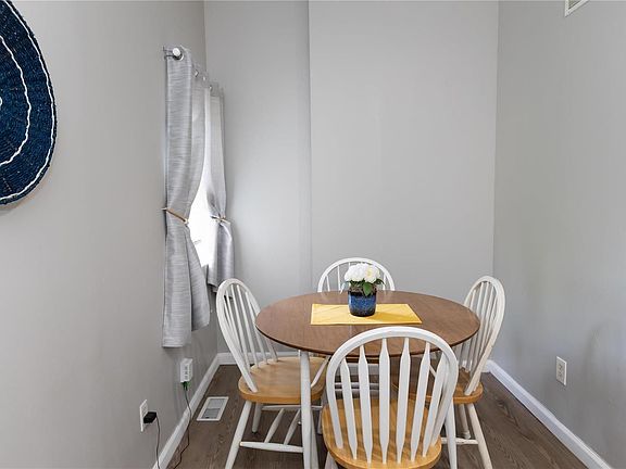 5th image of 3005 Magnolia Ave #3003