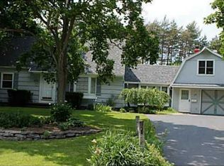 29 W Cavalier Rd, Scottsville, NY 14546