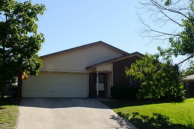 1st image of 7704 Chasewood Dr