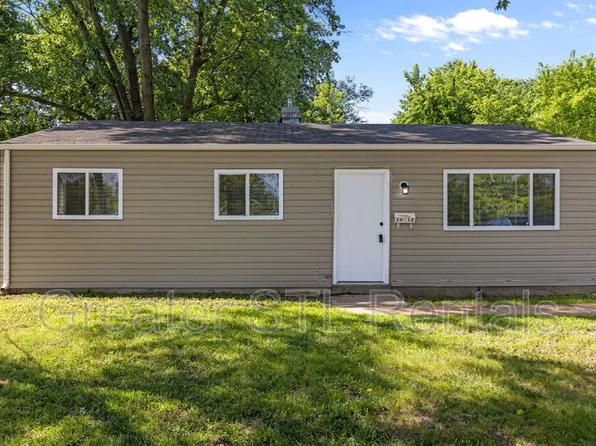 1412 E Pitman Ave, Wentzville, MO 63385