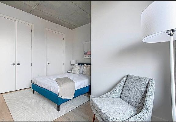 4th image of 21 Linden Blvd #65