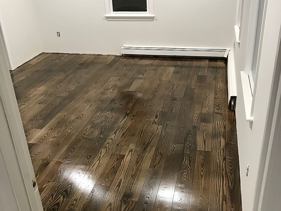 2nd image of 15 Westwind Cir
