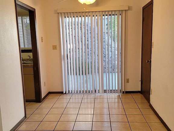 5th image of 2909 Los Amigos Ct APT 5
