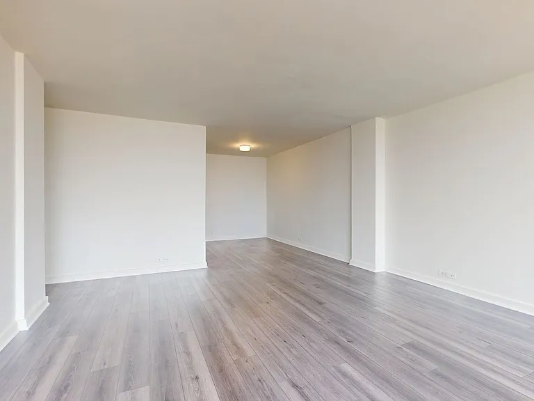 Dining/Living room