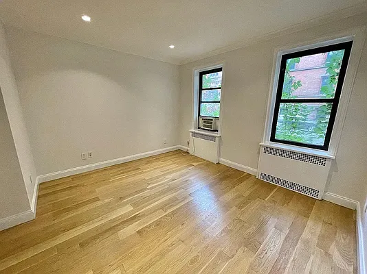 Rented by REAL New York | media 4