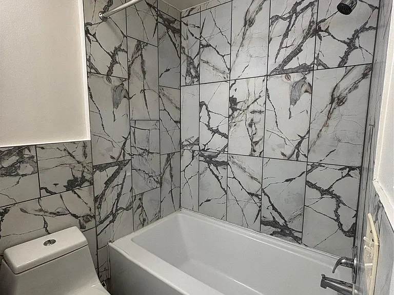 185 Union St #1 — Photo 10