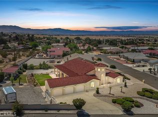 13443 Sunset Dr, Apple Valley, CA 92308