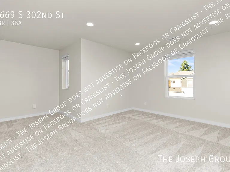 5669 S 302nd St — Photo 19