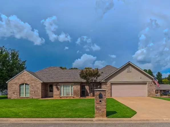 12 Meadowview Dr, Searcy, AR 72143
