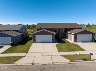 4545 30th Ave NW, Mandan, ND 58554