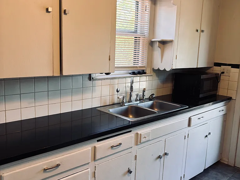 3726 N Shartel Ave #1 — Photo 5