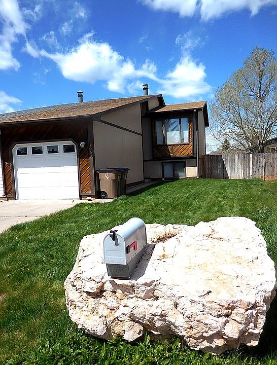 1st image of 1058 Banock Dr