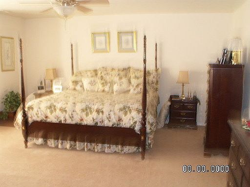 5th image of 2369 Meadowpoint Dr APT A