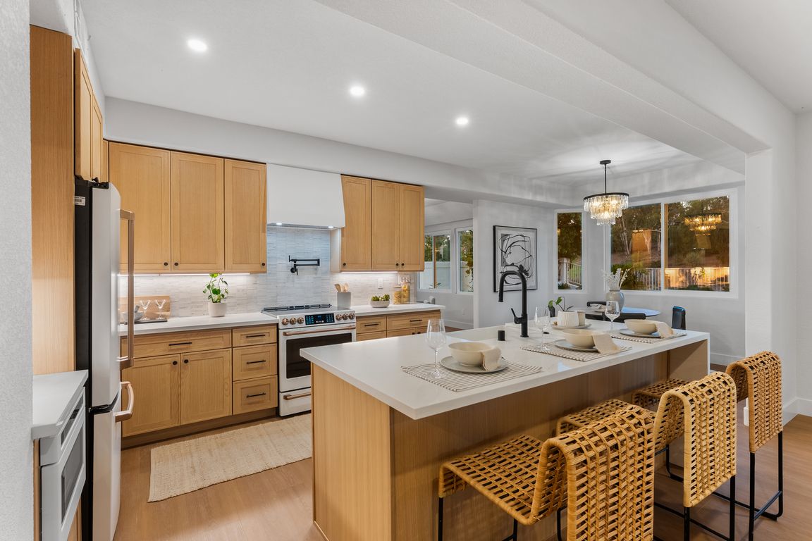 next background image