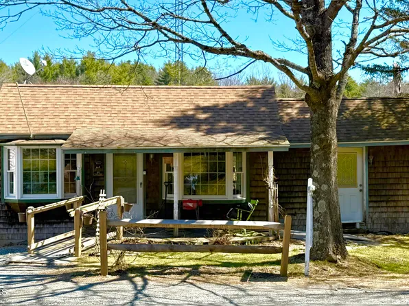 93 S Main Rd, Otis, MA 01253