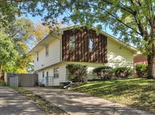 3415 Glover Ave, Des Moines, IA 50315