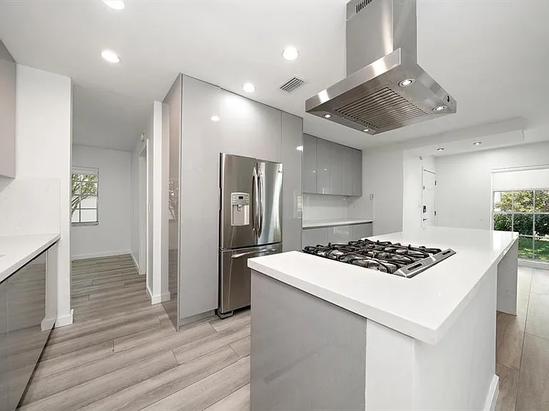 3920 W Barcelona St — Photo 7