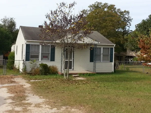 211 Branham St, West Columbia, SC 29169