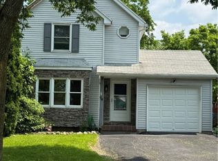 94 Brookhaven Ter, Rochester, NY 14621