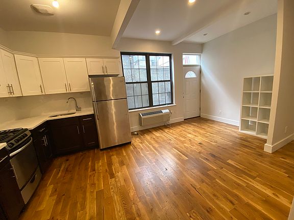 3rd image of 161 Noll St #1B
