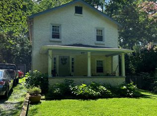 634 W Valley Rd, Wayne, PA 19087