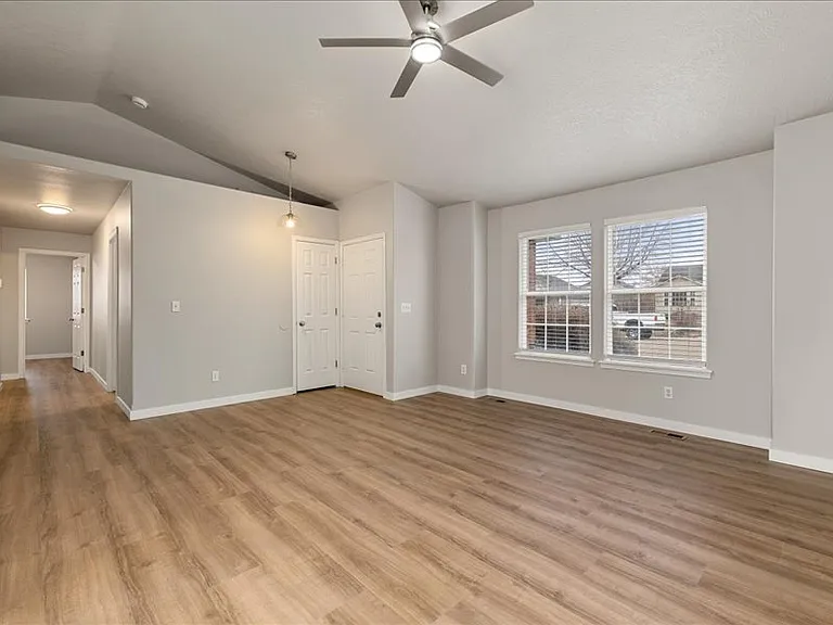 16424 N Elderberry Cir — Photo 5