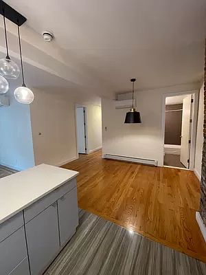 4th image of 74 Meserole Ave #1