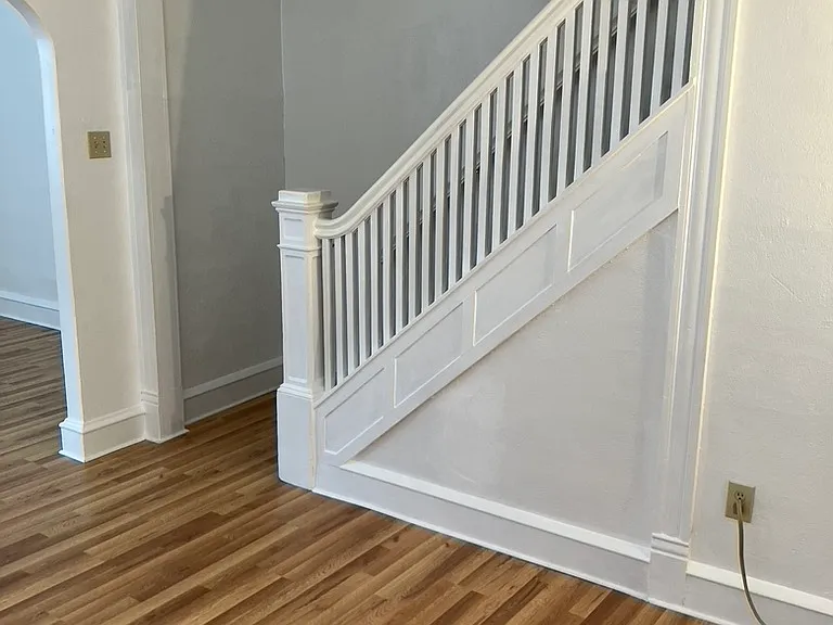 807 Grandview St — Photo 6