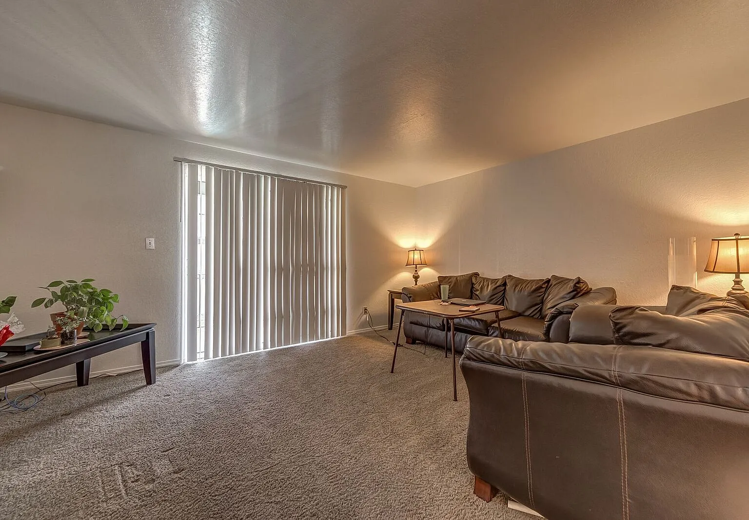 4 bed, 1408 sqft, $465 — Photo 3